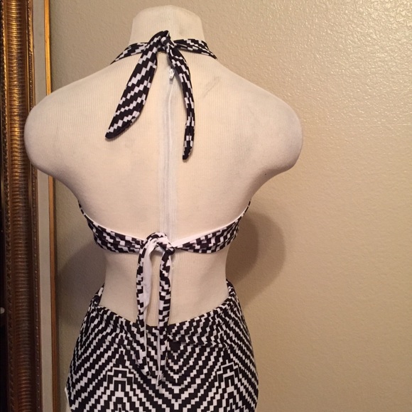 Sunburst CutOut Bathing Suit - Picture 10 of 10